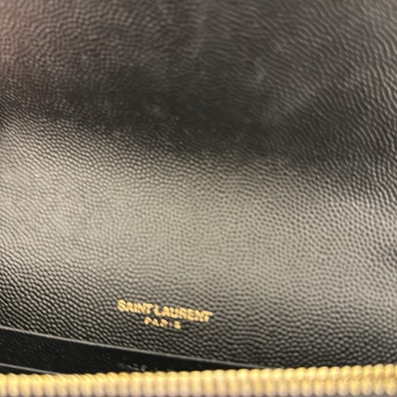 Saint Laurent Cassandre Envelope Chain Wallet - Picture 5 of 9